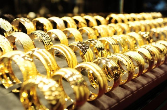 Vàng 18K - Cách nhận biết thật giả
