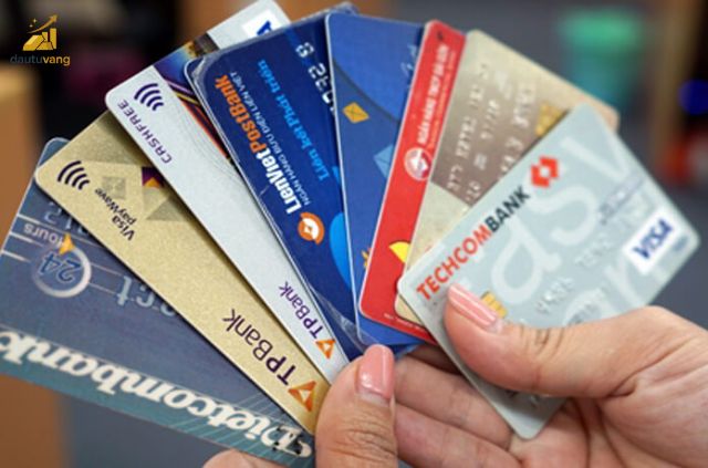 Liệu thanh toán tiền mua vàng bằng thẻ tín dụng có phải là một quyết định thông minh?