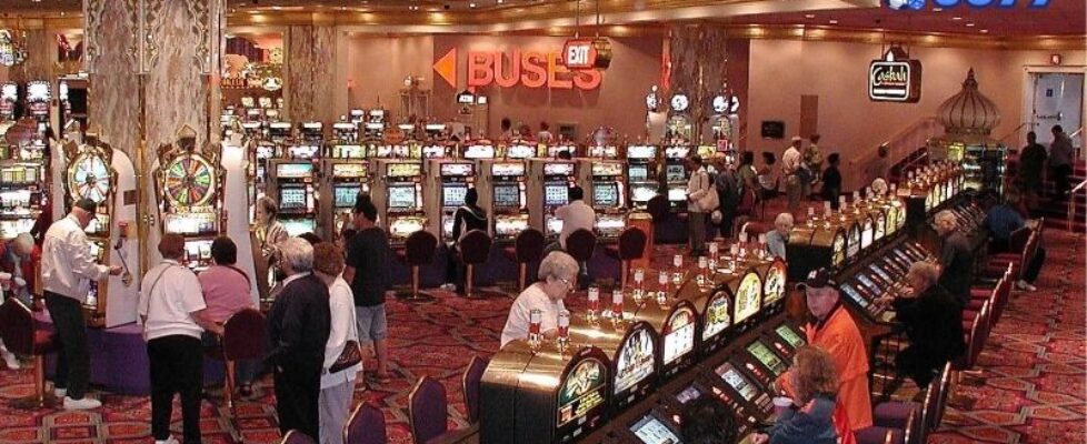Giới thiệu chung về Nhà cái 5679 - Game bài truyền thống kết hợp công nghệ hiện đại